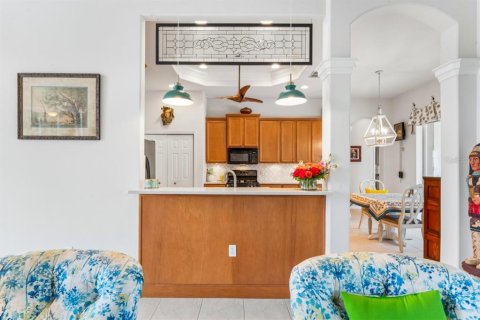Casa en venta en Brooksville, Florida, 3 dormitorios, 206.43 m2 № 2386482 - foto 12