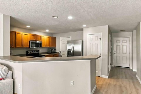 Touwnhouse à vendre à Riverview, Floride: 2 chambres, 128.76 m2 № 2384357 - photo 4