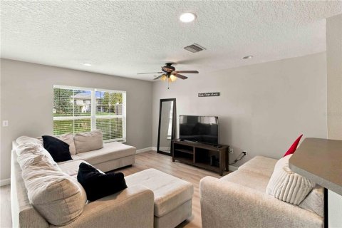 Touwnhouse à vendre à Riverview, Floride: 2 chambres, 128.76 m2 № 2384357 - photo 5