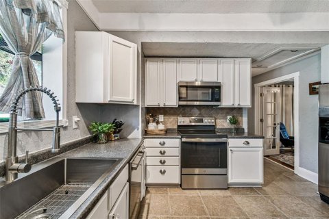 Casa en venta en Tampa, Florida, 3 dormitorios, 131.74 m2 № 2122081 - foto 17