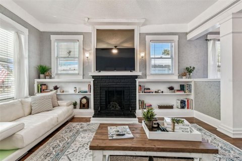 Casa en venta en Tampa, Florida, 3 dormitorios, 131.74 m2 № 2122081 - foto 8