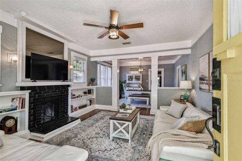 Casa en venta en Tampa, Florida, 3 dormitorios, 131.74 m2 № 2122081 - foto 6