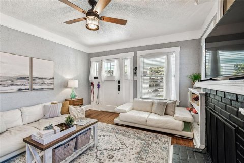 Casa en venta en Tampa, Florida, 3 dormitorios, 131.74 m2 № 2122081 - foto 10