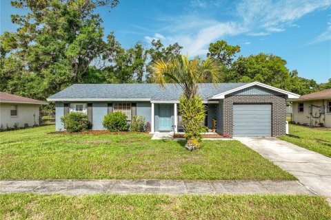 Casa en Orlando, Florida 3 dormitorios, 111.11 m2 № 2111640