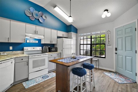 Villa ou maison à vendre à Tavares, Floride: 2 chambres, 95.13 m2 № 1722270 - photo 9