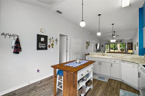 Villa ou maison à vendre à Tavares, Floride: 2 chambres, 95.13 m2 № 1722270 - photo 7