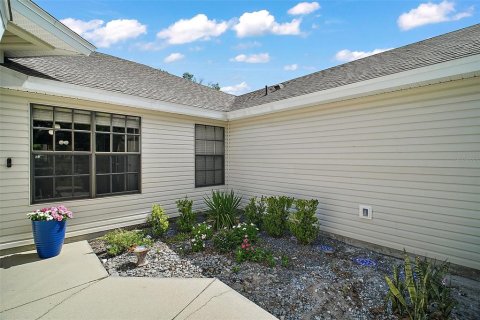 Villa ou maison à vendre à Tavares, Floride: 2 chambres, 95.13 m2 № 1722270 - photo 3