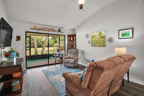 Villa ou maison à vendre à Tavares, Floride: 2 chambres, 95.13 m2 № 1722270 - photo 12