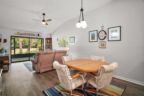 Villa ou maison à vendre à Tavares, Floride: 2 chambres, 95.13 m2 № 1722270 - photo 11