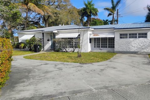 Дом в Форт-Лодердейл, Флорида 4 спальни, 176.14м2 № 2040995