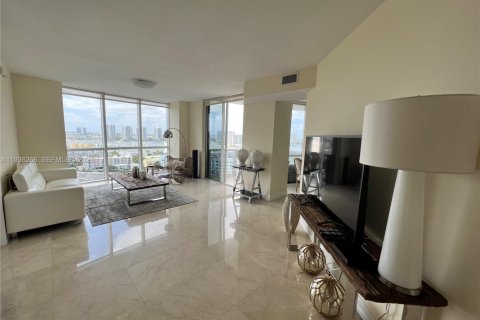 Condo in Sunny Isles Beach, Florida, 2 bedrooms № 2058495