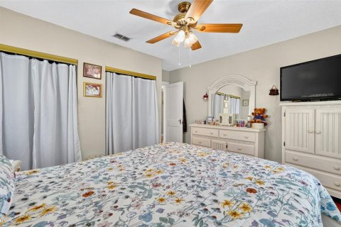 House in Tampa, Florida 2 bedrooms, 90.67 sq.m. № 1886007 - photo 22