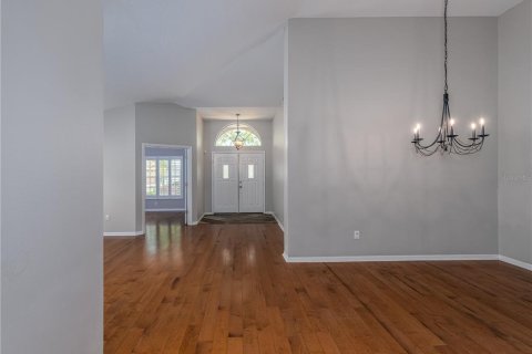 Villa ou maison à louer à Tampa, Floride: 4 chambres, 241.36 m2 № 2092740 - photo 9