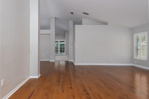 Villa ou maison à louer à Tampa, Floride: 4 chambres, 241.36 m2 № 2092740 - photo 3