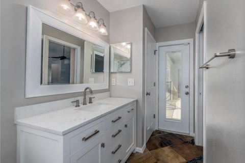 Villa ou maison à louer à Tampa, Floride: 4 chambres, 241.36 m2 № 2092740 - photo 26