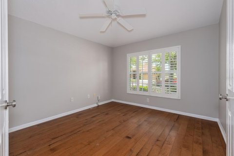Villa ou maison à louer à Tampa, Floride: 4 chambres, 241.36 m2 № 2092740 - photo 5