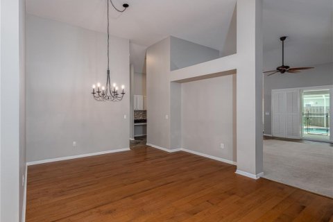 Villa ou maison à louer à Tampa, Floride: 4 chambres, 241.36 m2 № 2092740 - photo 8