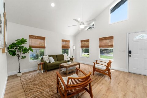 Casa en venta en Gainesville, Florida, 3 dormitorios, 113.34 m2 № 2277705 - foto 5