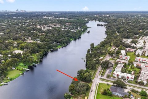 Купить земельный участок в Темпл-Террас, Флорида № 1905692 - фото 15