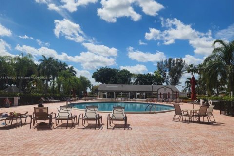 Condominio en venta en Tamarac, Florida, 2 dormitorios, 76.83 m2 № 1726645 - foto 24