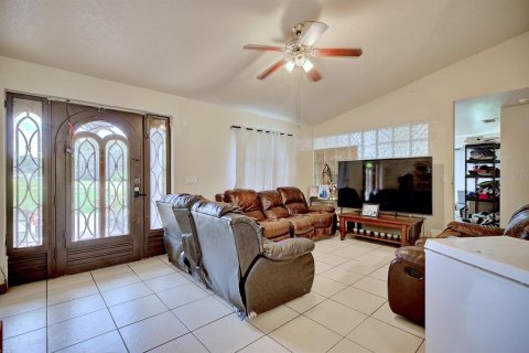 Casa en venta en Wauchula, Florida, 4 dormitorios, 177.63 m2 № 1915049 - foto 4