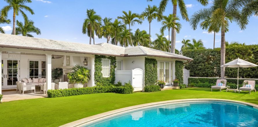 House in Palm Beach, Florida 4 bedrooms, 324.14 sq.m. № 2187352