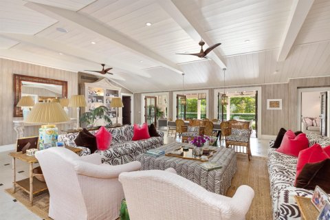 House in Palm Beach, Florida 4 bedrooms, 324.14 sq.m. № 2187352 - photo 5