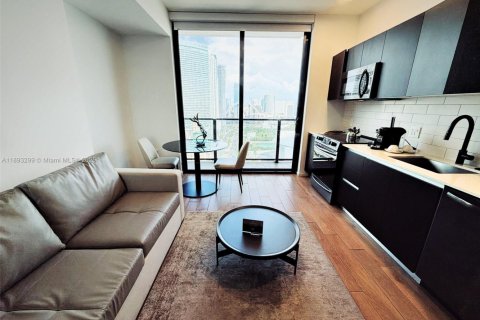 Condo in Miami, Florida, 1 bedroom  № 2035577 - photo 14