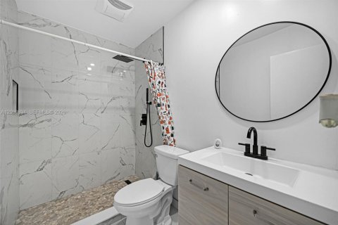 Casa en venta en Hollywood, Florida, 4 dormitorios, 164.72 m2 № 2401466 - foto 21