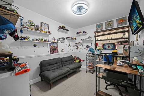 Casa en venta en Hollywood, Florida, 4 dormitorios, 164.72 m2 № 2401466 - foto 27
