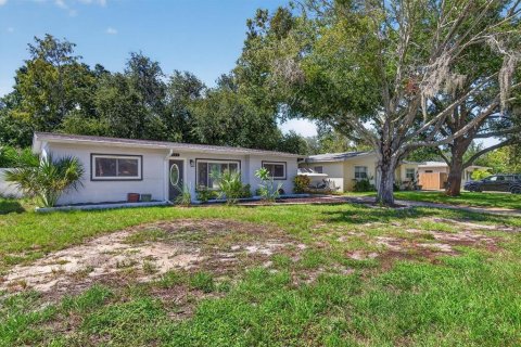 House in Tarpon Springs, Florida 3 bedrooms, 112.97 sq.m. № 2394234 - photo 4