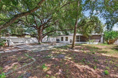 House in Tarpon Springs, Florida 3 bedrooms, 112.97 sq.m. № 2394234 - photo 28