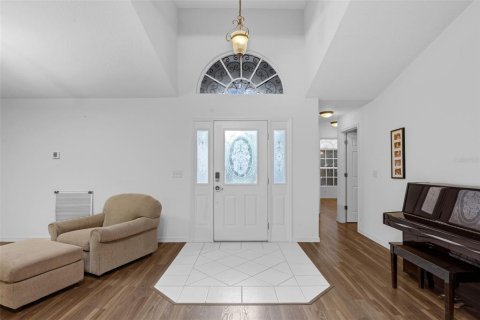 House in Tavares, Florida 4 bedrooms, 177.16 sq.m. № 1812539 - photo 8