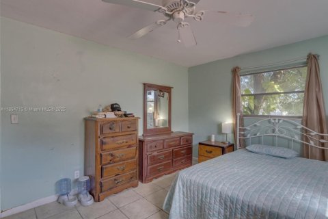 Купить виллу или дом в Лодердейл-Лейкс, Флорида 5 спален, 210.8м2, № 1947135 - фото 9