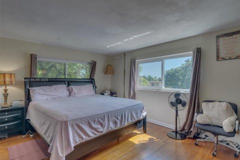 Купить виллу или дом в Лодердейл-Лейкс, Флорида 5 спален, 210.8м2, № 1947135 - фото 13