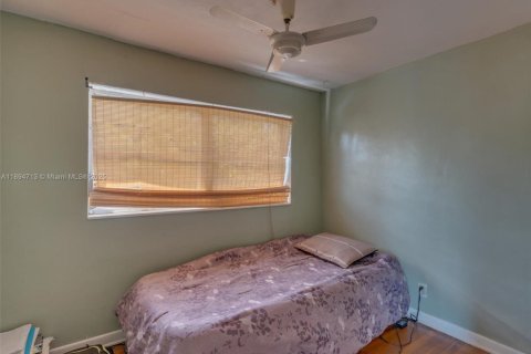 Купить виллу или дом в Лодердейл-Лейкс, Флорида 5 спален, 210.8м2, № 1947135 - фото 29