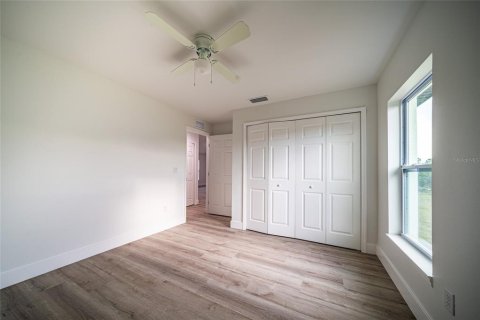 Casa en venta en Port Charlotte, Florida, 3 dormitorios, 125.88 m2 № 1821495 - foto 12