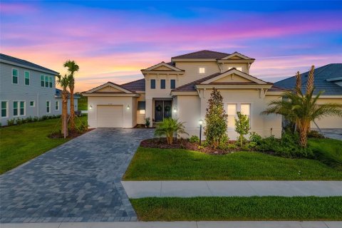 House in Lakewood Ranch, Florida 4 bedrooms, 339.19 sq.m. № 1777969 - photo 4