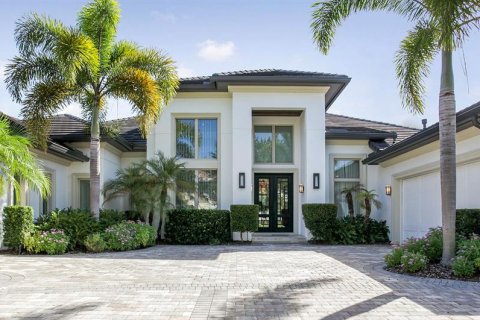 Casa en alquiler en Orlando, Florida, 6 dormitorios, 484.67 m2 № 1915429 - foto 2