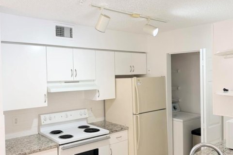 Copropriété à vendre à Miramar, Floride: 1 chambre, 64.1 m2 № 2083634 - photo 6