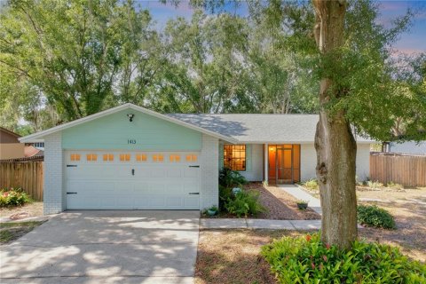 House in Lutz, Florida 3 bedrooms, 151.71 sq.m. № 2396400