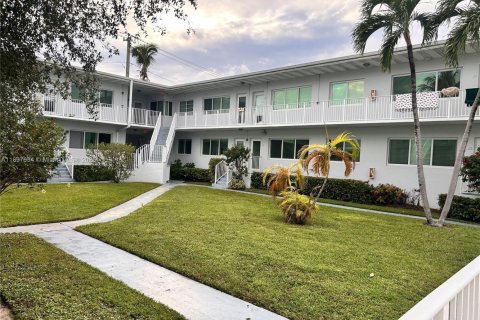 Casa en venta en Miami Beach, Florida, 1 dormitorio, 69.49 m2 № 1951448 - foto 20