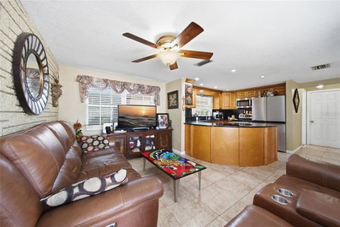 Villa ou maison à vendre à Port Richey, Floride: 3 chambres, 150.69 m2 № 2092403 - photo 14