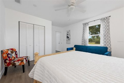 House in Avon Park, Florida 3 bedrooms, 180.79 sq.m. № 1872934 - photo 21