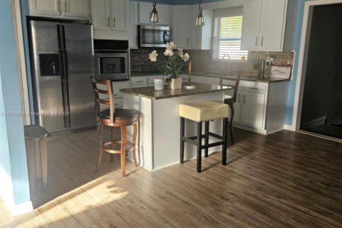 House in Jacksonville, Florida 3 bedrooms № 1862235 - photo 10