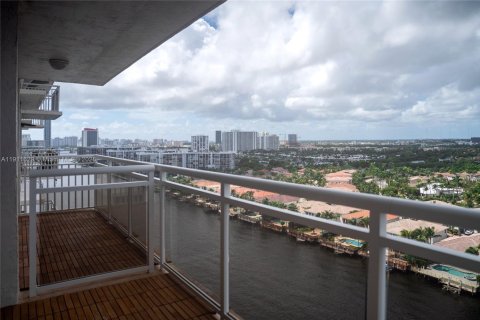 Condominio en venta en Hollywood, Florida, 1 dormitorio, 77.29 m2 № 1974579 - foto 14