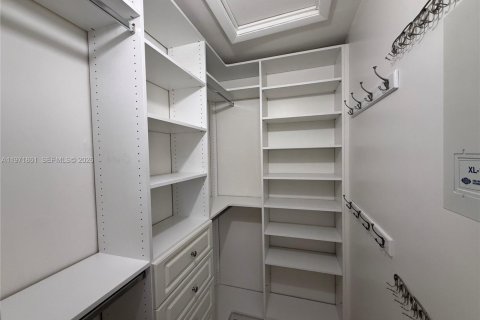 Touwnhouse à vendre à Miami, Floride: 3 chambres, 147.9 m2 № 2033544 - photo 10