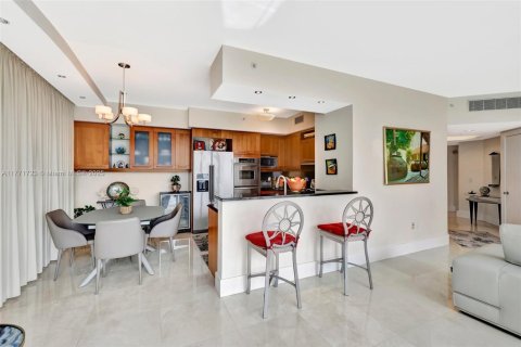 Condominio en venta en Fort Lauderdale, Florida, 2 dormitorios, 141.4 m2 № 1711467 - foto 19