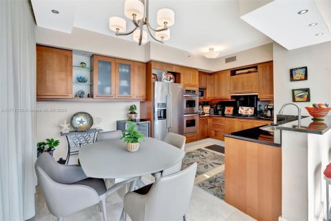 Condominio en venta en Fort Lauderdale, Florida, 2 dormitorios, 141.4 m2 № 1711467 - foto 20