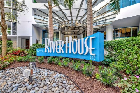 Condominio en venta en Fort Lauderdale, Florida, 2 dormitorios, 141.4 m2 № 1711467 - foto 3